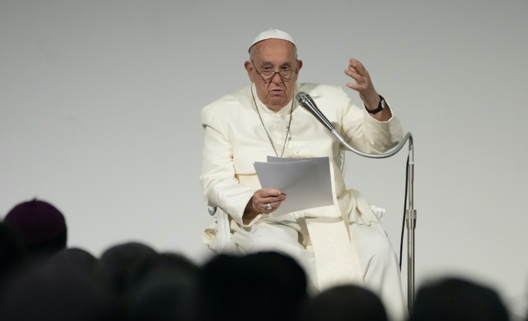 Unity Amid Dissent: How Pope Francis Balances Left and Right Unity Amid Dissent: How Pope Francis Balances Left and Right.