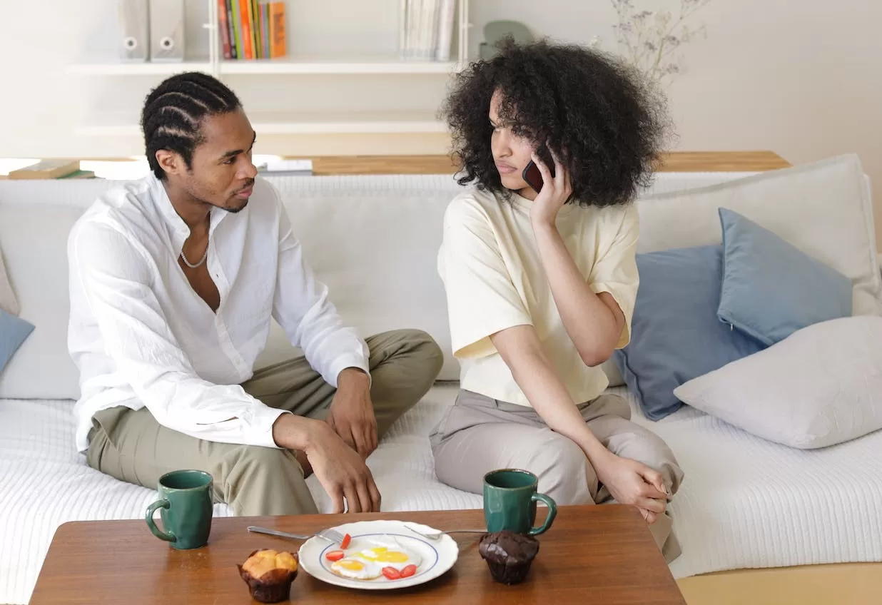 7 Surprising Factors That Can Push a Man Away from a Woman