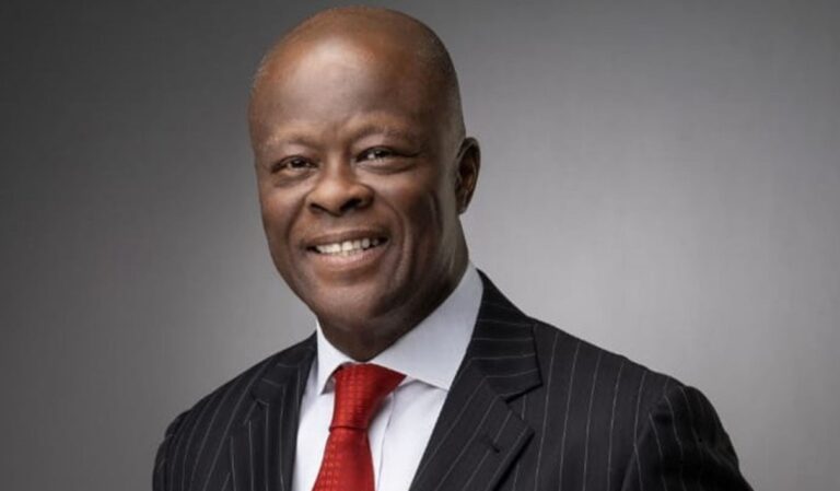 Breaking: Nigerian government suggests a new minimum wage formula worth $105,000.